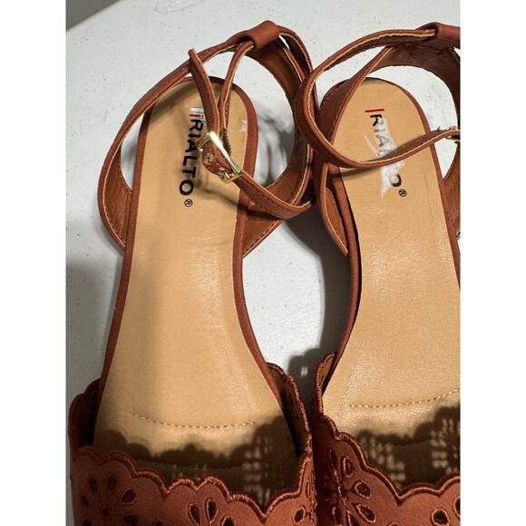 Rialto Marlie Pointed Toe Flat Size 7.5 - Picture 9 of 9